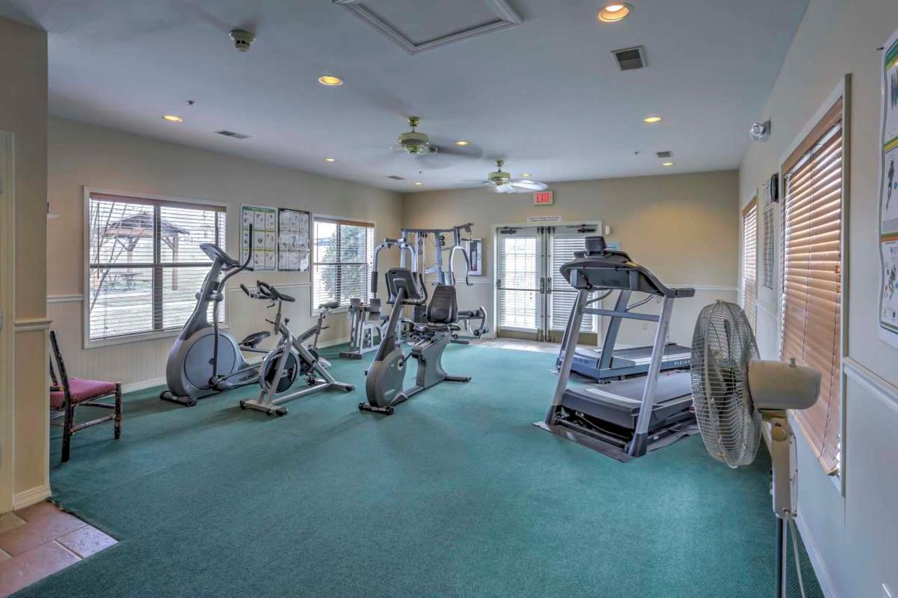 King Condo At Holiday Hills Branson Bagian luar foto