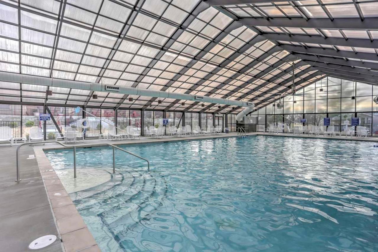 King Condo At Holiday Hills Branson Bagian luar foto